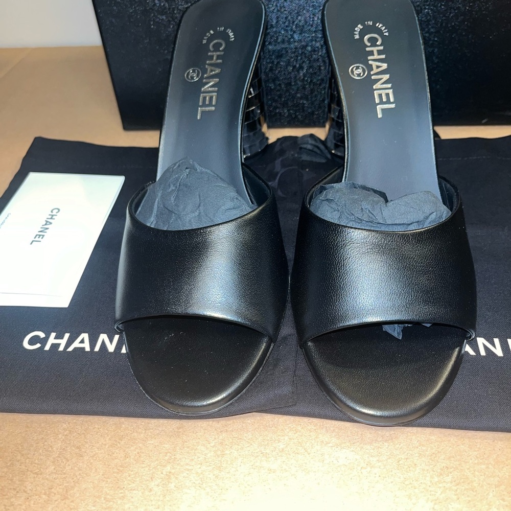 Authentic Chanel Mules Lambskin Black size 36 - Picture 3 of 15